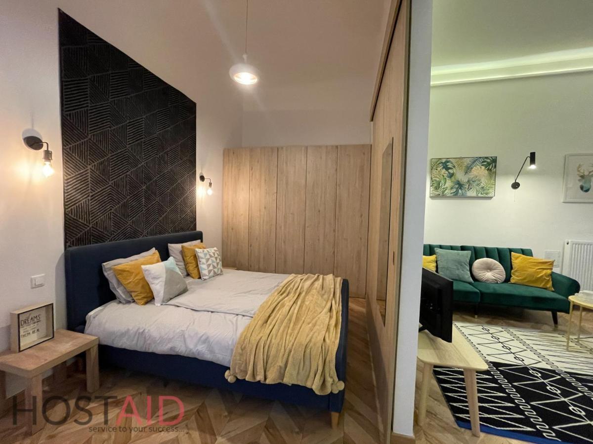 M10 Apartment - Hostaid Budapest Eksteriør bilde